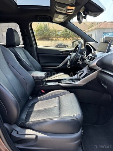 Mitsubishi Eclipse Cross 2019, 186,737 km - 1.5 л - Bakı