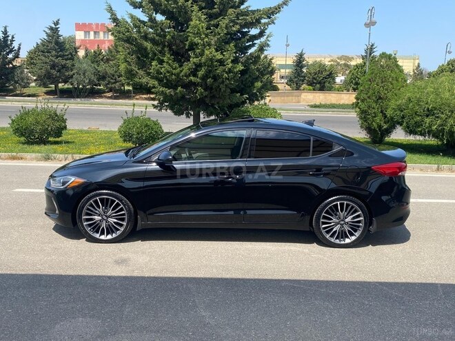 Hyundai Elantra 2018, 88,000 km - 2.0 l - Bakı