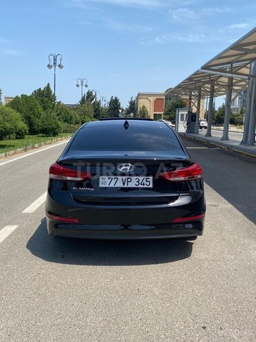 Hyundai Elantra 2018, 88,000 km - 2.0 l - Bakı