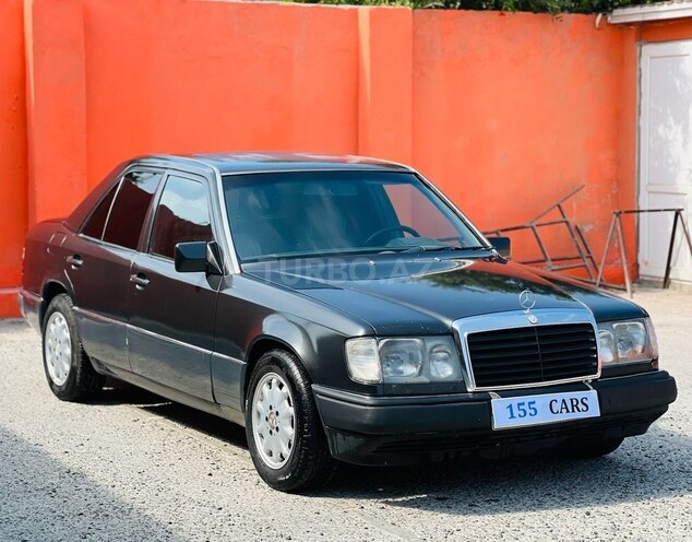 Mercedes E 250 1990, 294,313 km - 2.5 l - Bakı