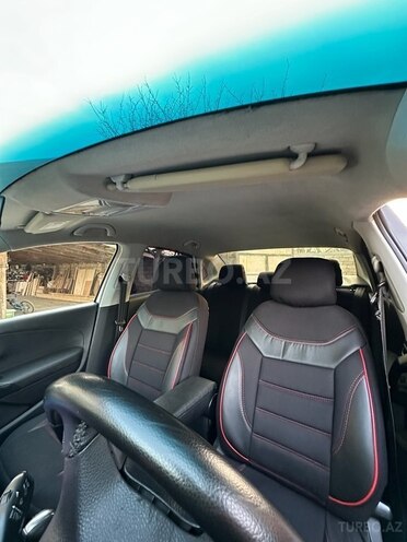 Volkswagen Polo 2013, 179,000 km - 1.6 l - Balakən
