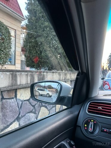 Volkswagen Polo 2013, 179,000 km - 1.6 l - Balakən