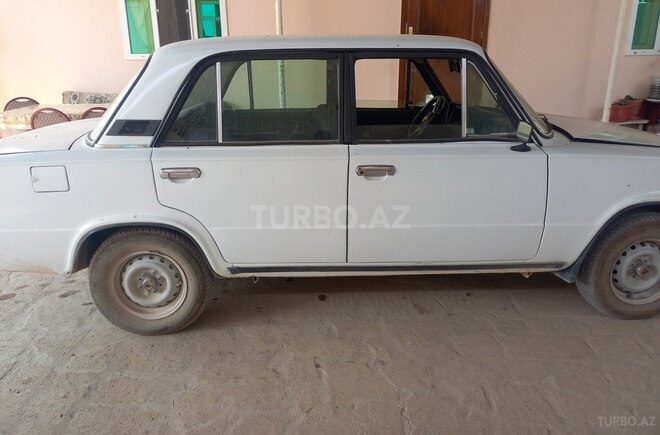 LADA (VAZ) 21011 1976, 432,430 km - 1.3 л - Salyan