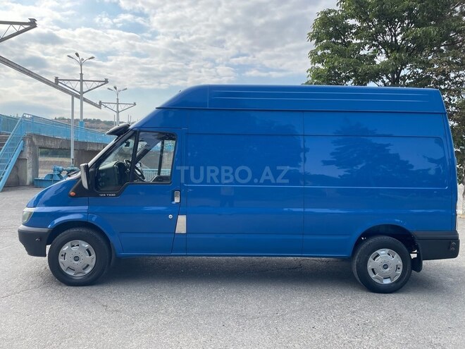 Ford Transit 2000, 485,000 km - 2.4 л - Quba
