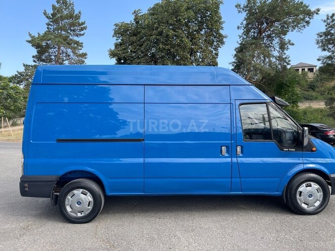 Ford Transit 2000, 485,000 km - 2.4 л - Quba