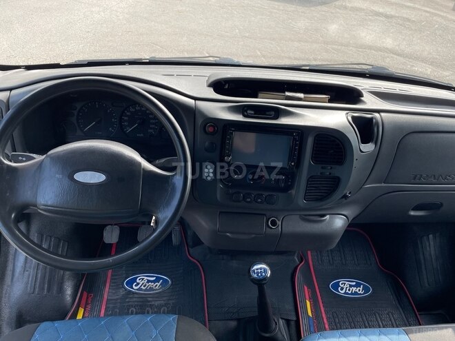 Ford Transit 2000, 485,000 km - 2.4 л - Quba