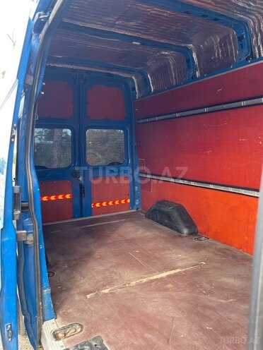 Ford Transit 2000, 485,000 km - 2.4 л - Quba