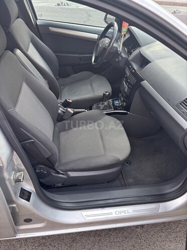 Opel Astra 2010, 345,000 km - 1.3 l - Bakı