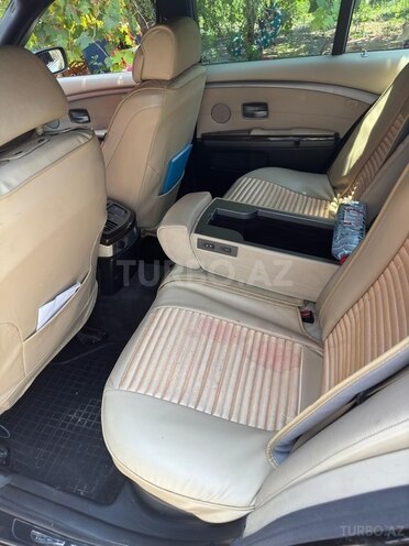 BMW 730 2005, 381,000 km - 3.0 l - Masallı