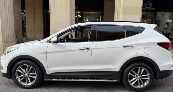 Hyundai Santa Fe 2016, 195,600 km - 2.0 л - Bakı