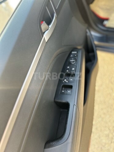 Hyundai Avante 2016, 125,000 km - 1.6 л - Bakı