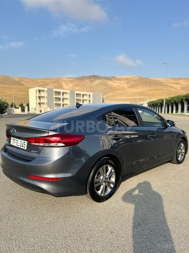 Hyundai Avante 2016, 125,000 km - 1.6 л - Bakı