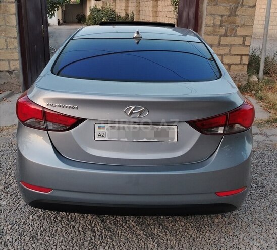Hyundai Elantra 2015, 101,000 km - 1.8 l - Yevlax