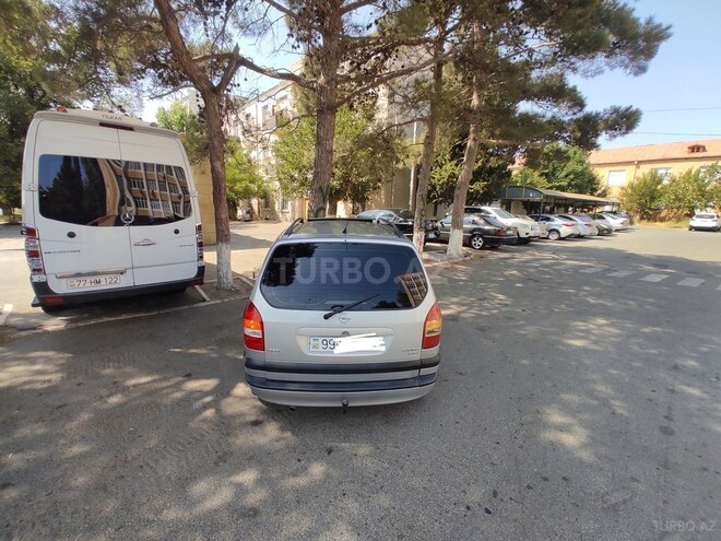 Opel Zafira 2001, 283,200 km - 1.8 l - Bakı