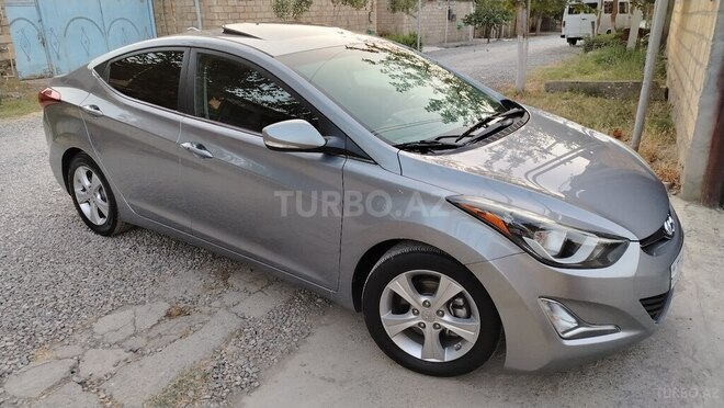 Hyundai Elantra 2015, 101,000 km - 1.8 l - Yevlax