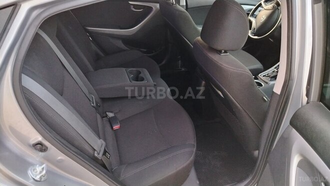 Hyundai Elantra 2015, 101,000 km - 1.8 l - Yevlax