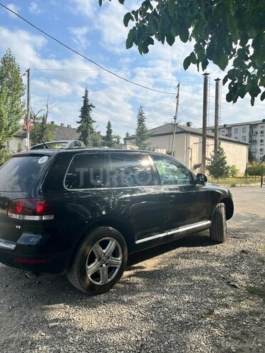 Volkswagen Touareg 2005, 224,000 km - 3.2 л - Qusar