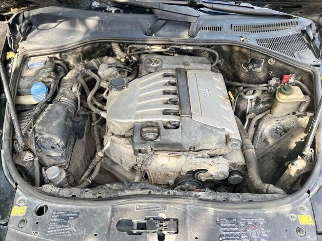 Volkswagen Touareg 2005, 224,000 km - 3.2 л - Qusar