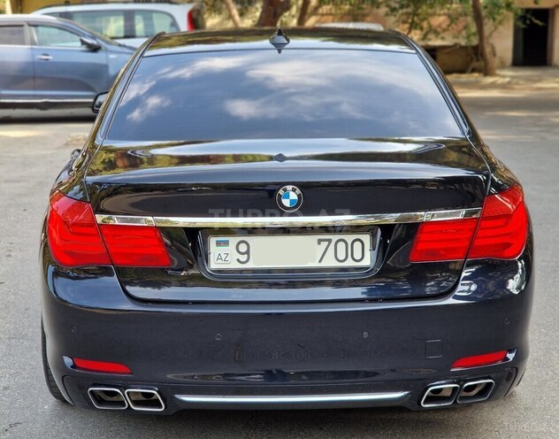BMW 750 2010, 295,000 km - 4.4 l - Bakı