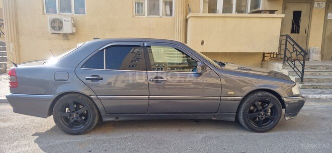 Mercedes C 180 1994, 400,000 km - 1.8 л - Bakı