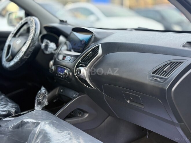 Hyundai ix35 2013, 196,000 km - 2.0 l - Bakı