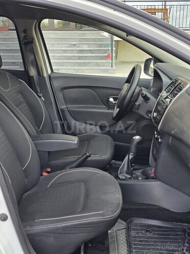 Renault Logan 2014, 294,000 km - 1.6 l - Sumqayıt