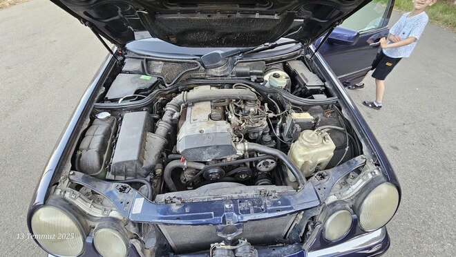 Mercedes E 200 1996, 577,530 km - 2.0 l - Masallı
