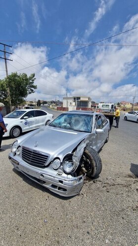 Mercedes E 320 2000, 360,000 km - 3.2 l - Bakı