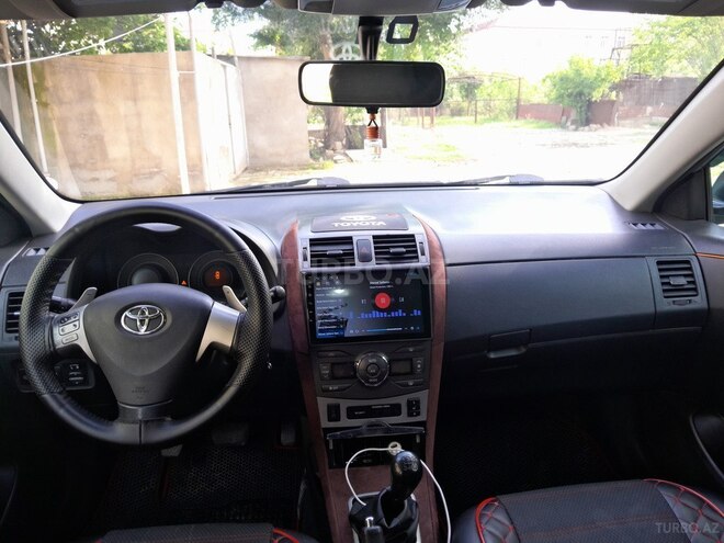 Toyota Corolla 2008, 232,000 km - 1.4 l - Salyan