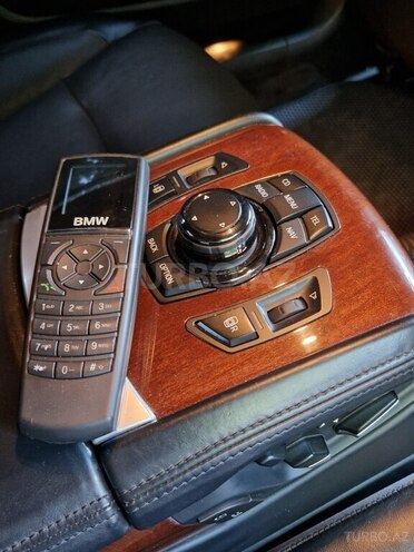 BMW 750 2010, 295,000 km - 4.4 l - Bakı