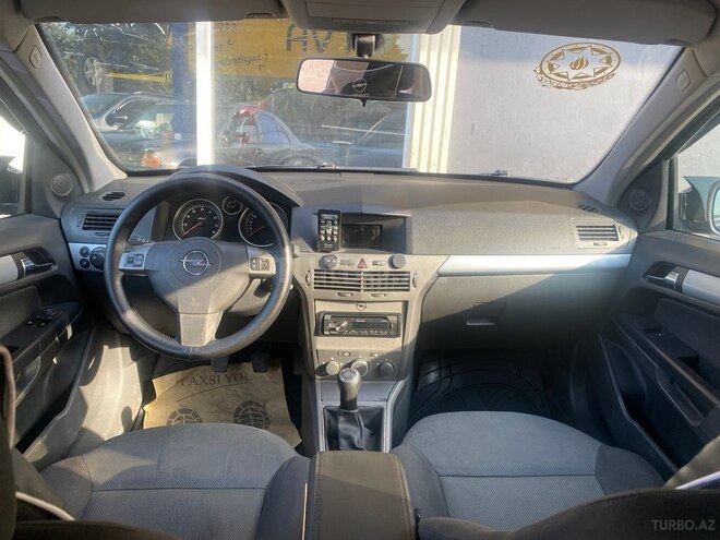 Opel Astra 2005, 279,000 km - 1.4 л - Bakı