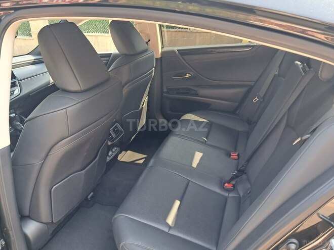 Lexus ES 300h 2021, 57,192 km - 2.5 л - Bakı