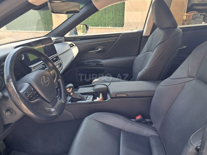 Lexus ES 300h 2021, 57,192 km - 2.5 л - Bakı