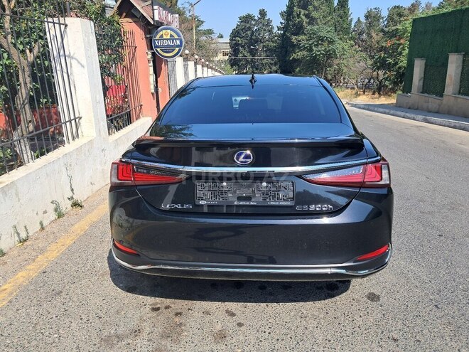 Lexus ES 300h 2021, 57,192 km - 2.5 л - Bakı