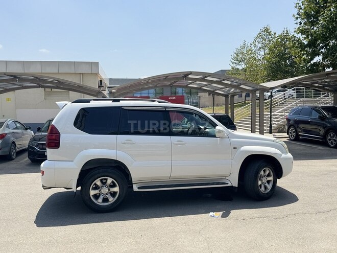 Toyota Land Cruiser Prado 2008, 440,000 km - 4.0 л - Quba