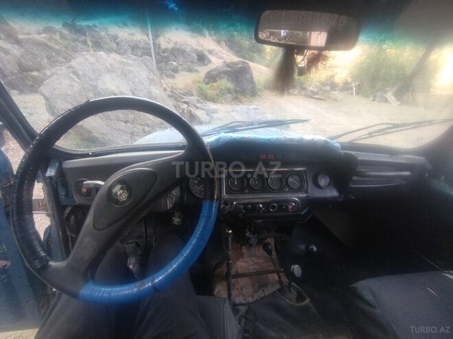 UAZ 469 1998, 332,590 km - 2.5 l - Astara