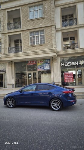 Hyundai Elantra 2017, 141,546 km - 2.0 l - Bakı
