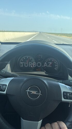 Opel Astra 2009, 198,000 km - 1.4 l - Bərdə