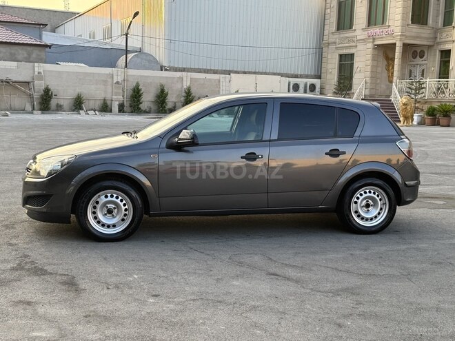 Opel Astra 2009, 198,000 km - 1.4 l - Bərdə
