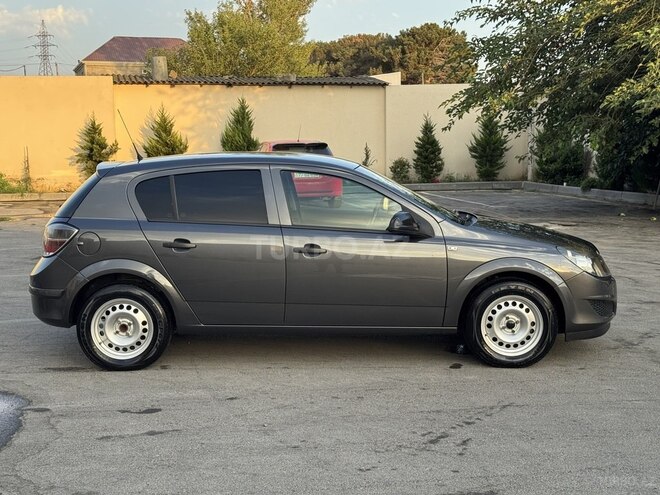 Opel Astra 2009, 198,000 km - 1.4 l - Bərdə