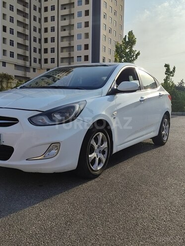 Hyundai Accent 2014, 284,985 km - 1.6 l - Bakı