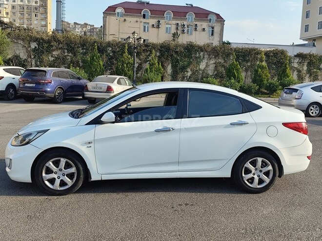 Hyundai Accent 2014, 284,985 km - 1.6 l - Bakı