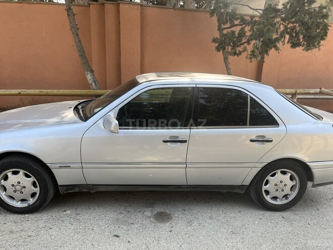 Mercedes C 230 1997, 240,000 km - 2.3 l - Bakı