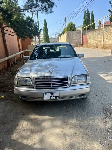Mercedes C 230 1997, 240,000 km - 2.3 l - Bakı