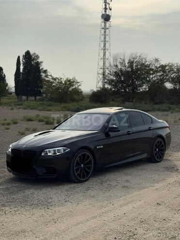 BMW 528 2014, 215,000 km - 2.0 l - Hacıqabul