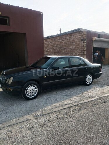Mercedes E 220 d 1997, 646,000 km - 2.2 l - Bakı