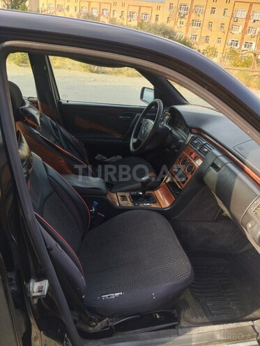 Mercedes E 220 d 1997, 646,000 km - 2.2 l - Bakı