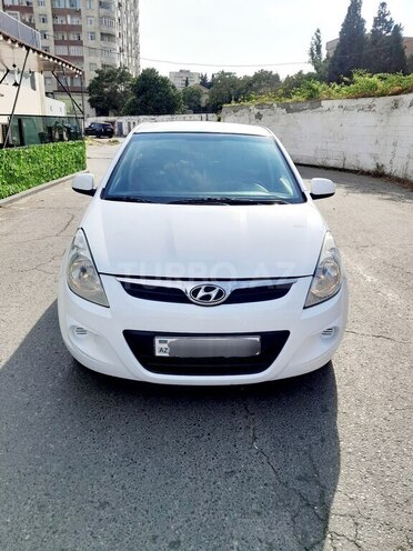 Hyundai i20 2011, 199,850 km - 1.4 l - Bakı