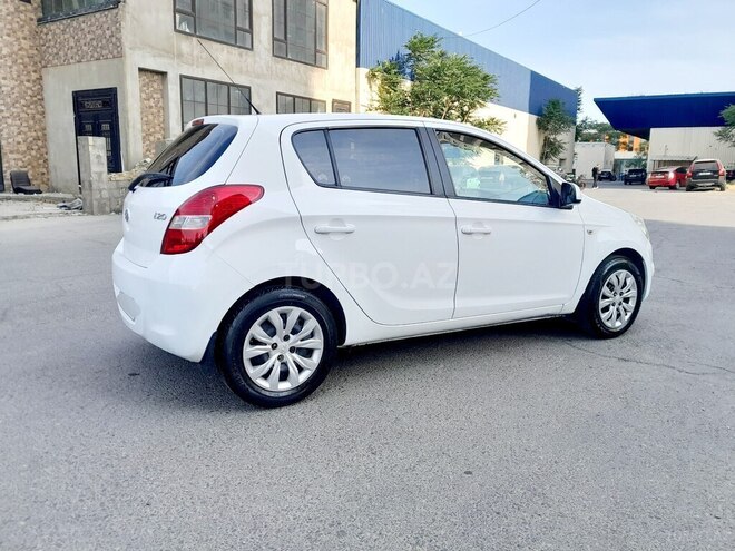 Hyundai i20 2011, 199,850 km - 1.4 l - Bakı