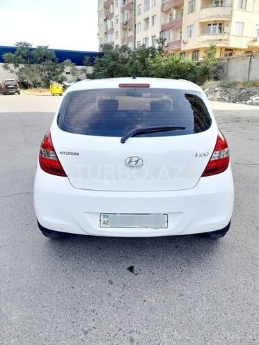 Hyundai i20 2011, 199,850 km - 1.4 l - Bakı